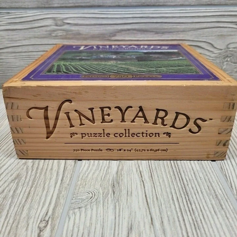 MB Vineyards Puzzle Collection 750 Piece St Preuil France Purple Wooden‎ Box